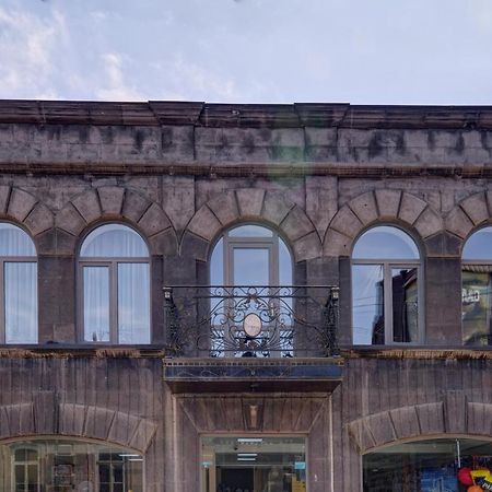 Hotel Sesil Guiumri Exterior foto